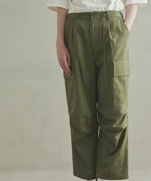 カーゴパンツ