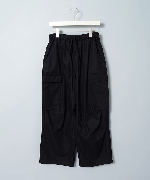 カーゴパンツ