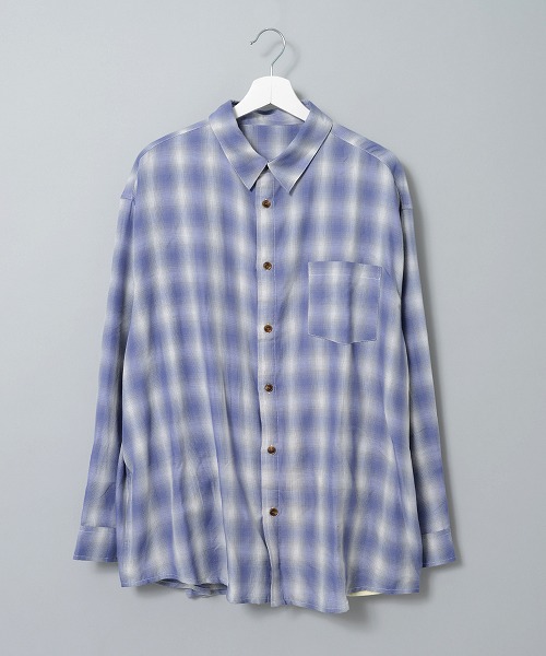 チェックシャツ